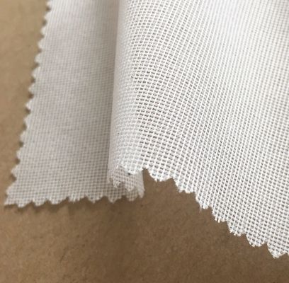 Warm smelten lijm binding krijgen het werk gedaan met grijze cirkelvormige tricot breien interlining