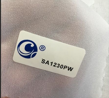Polyester/wateren niet-geweven weefsel borduurwerk voor gemakkelijk te scheuren kledingstukken