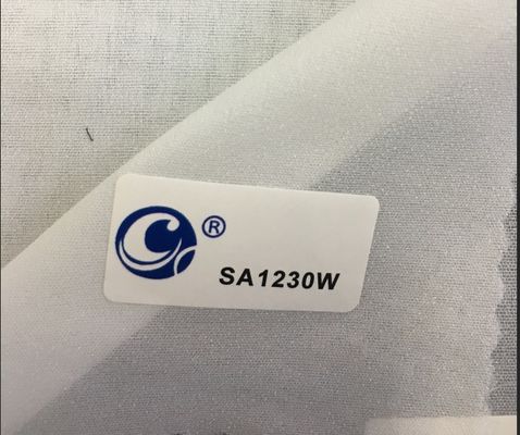 Polyester/wateren niet-geweven weefsel borduurwerk voor gemakkelijk te scheuren kledingstukken
