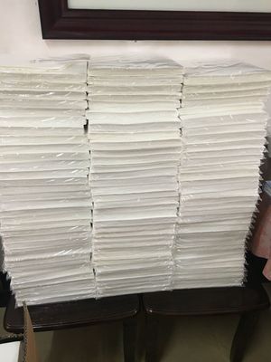 Polyester/wateren borduurwerk 20 g/m2 tot 120 g/m2 voor de kledingindustrie